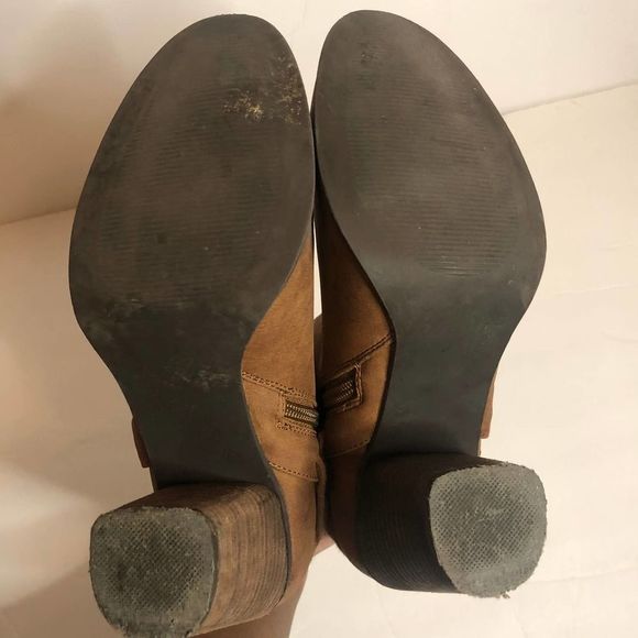 Madden Girl Dutton Brown Bootie - Picture 3 of 7